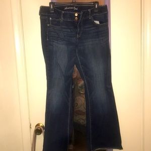NWOT American eagle artist jeans size 14 stretch